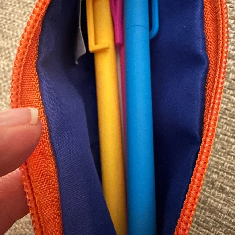 Pencil‎ Bag-Makeup Bag in colorful floral pattern with primary colors & 4 pens.